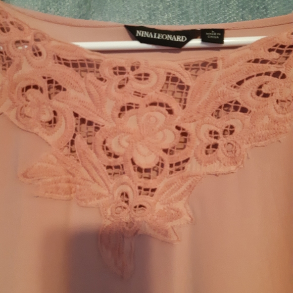 Pink top with lace detail - Picture 2 of 3